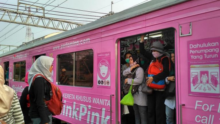 gerbong wanita KAI [dok. web]