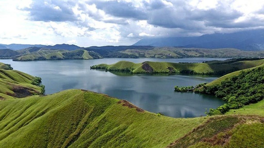 danau sentani papua [dok. web]