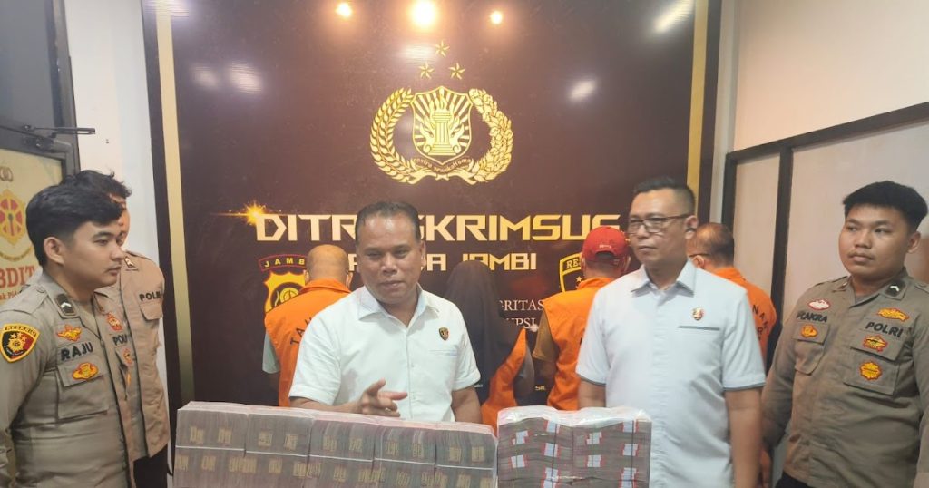 penggeledahan jambi [dok.makalamnews]