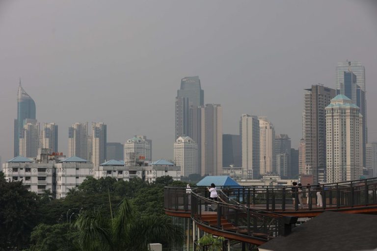 polusi jakarta [web]
