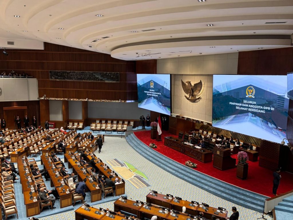 dpr - ojk [dok. web]