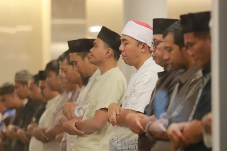 taraweh muhammadiyah [dok. radar]
