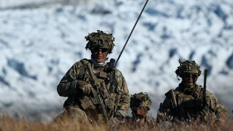 Tentara NATO di Greenland (Foto: REUTERS/Guglielmo Mangiapane)