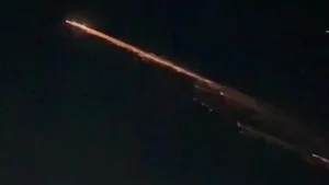 benda misterius ekor api [dok. web]